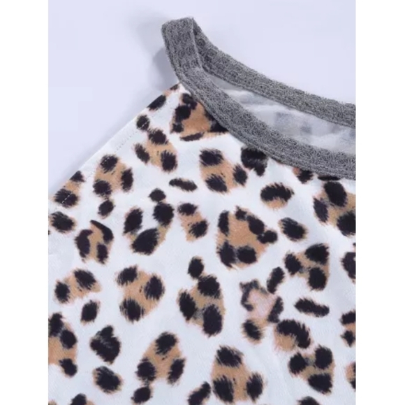🍭1 XL left🌼New Boutique leopard babydoll top - Picture 3 of 8